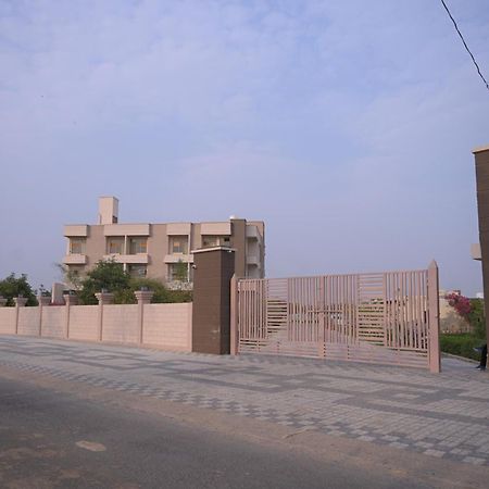 The Govindam Resort Vrindavan Exterior photo